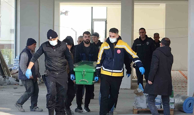 Mersin’de asansör boşluğuna düşen işçi hayatını kaybetti