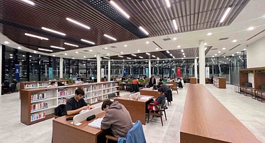 Millet Kütüphanesi’ne ilk günden 647 kişi akın etti