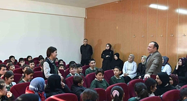 Milli Eğitim Müdürü Yıldız; “Her bahar bir çiçekle başlar”