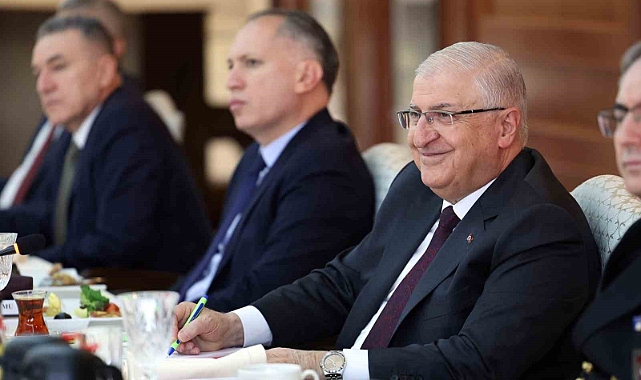 Milli Savunma Bakanı Güler: "Yeni dönemde Suriye’de PKK/YPG terör örgütü er ya da geç tasfiye edilecek"