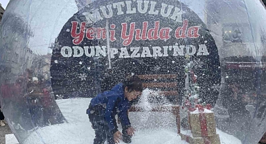 Miniklerin kar küresi heyecanı