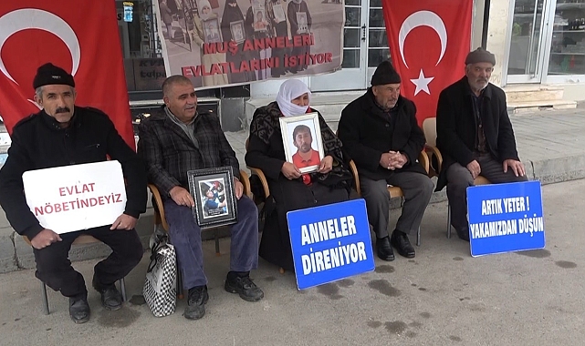 Muş'ta annelerin evlat nöbeti devam ediyor