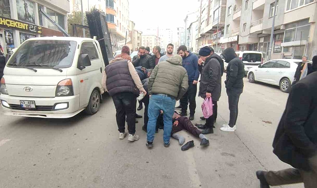 Muş'ta otomobilin çarptığı yaya ağır yaralandı, sürücü kaçtı