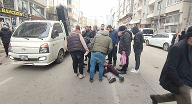 Muş'ta otomobilin çarptığı yaya ağır yaralandı, sürücü kaçtı