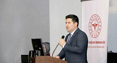 Normal doğumun önemine dikkat çektiler