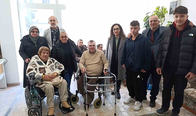Okuldan sakatlar derneğine wolker