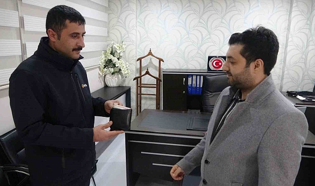 Otobüs şoföründen örnek davranış