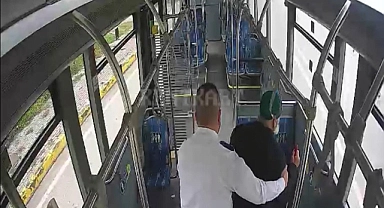 Otobüs şoföründen örnek davranış