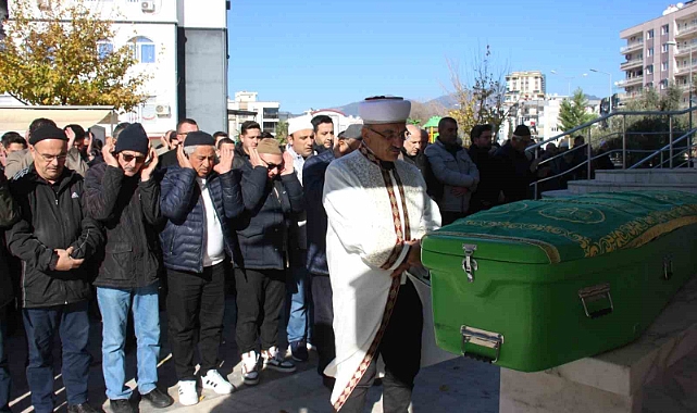 Özkan, son yolculuğuna uğurlandı