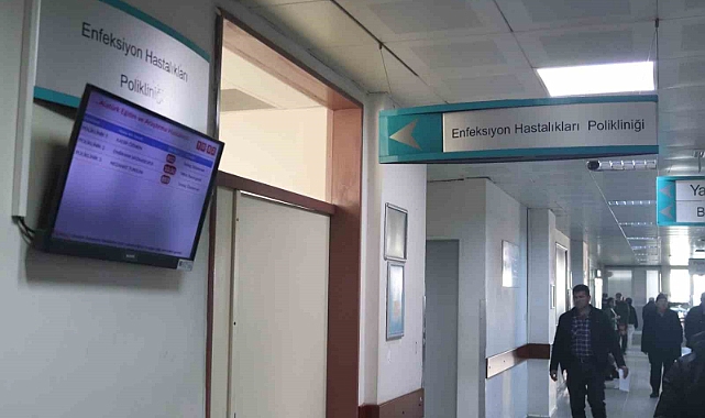 Prof. Dr. Alper Şener: “El, ayak, ağız hastalığı ciddi bir risk oluşturmaz”