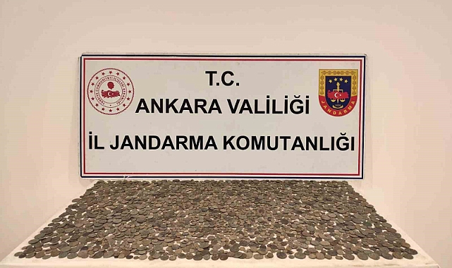 Roma Dönemine ait sikke ve objeleri satmaya çalışan tarihi eser kaçakçılarına operasyon: 2 gözaltı