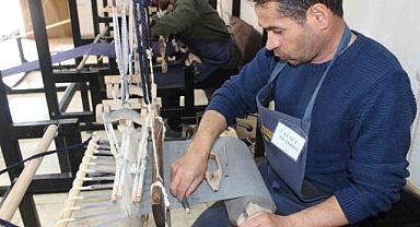 Şal şepik ile geleneksel moda yeniden canlanıyor