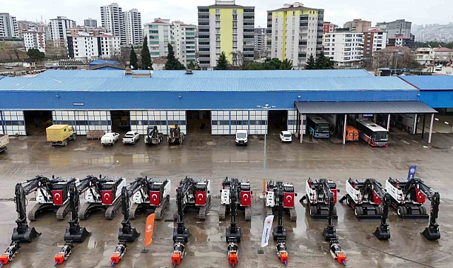 Samsun Büyükşehir, filosuna 16 yeni iş makinesi ekledi