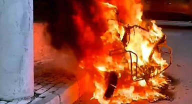 Söke’de motosiklet yangını korkuttu