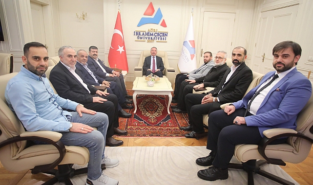 Suriye Uyruklu Akademisyenlerden Rektör Karabulut’a Teşekkür Ziyareti