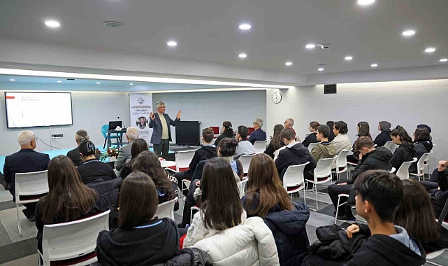Talas’ta yazar okulu seminerleri başladı