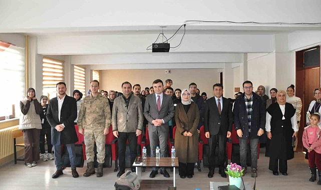 TDED Başkanı Ertaş, Tekman’da öğrencilerle buluştu