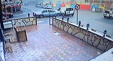 Tekirdağ’da iki aracın çarpıştığı kaza kamerada