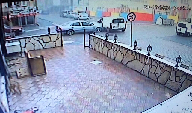 Tekirdağ’da iki aracın çarpıştığı kaza kamerada