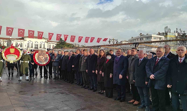 Tekirdağ’da Vatan Şairi Namık Kemal doğumunun 184. yıl dönümünde anıldı