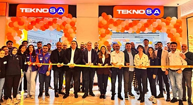 Teknosa’dan İstanbul’da yılın son mağaza dönüşümü