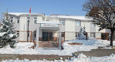 Tercan Halk Eğitim Merkezi yenilendi