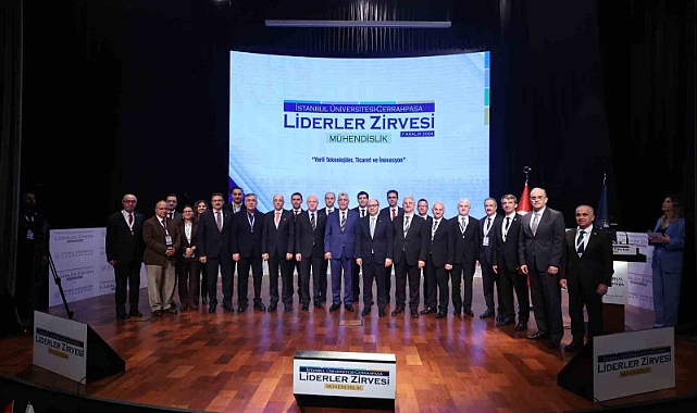 Ticaret Bakanı Ömer Bolat:” Türk otomotiv endüstrisi ülkemizin yüz akı sektörlerinden biri olarak öne çıkmaktadır”