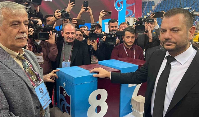 Trabzonspor Başkanı Ertuğrul Doğan oyunu kullandı