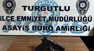 Turgutlu’da 2 kişiyi yaralayan şahıs tutuklandı