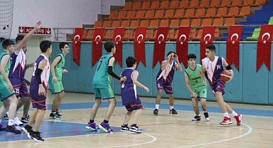 U16 basketbol yerel lig müsabakaları tamamlandı