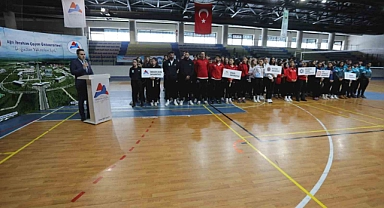 ÜNİLİG voleybol bölgesel lig müsabakaları başladı