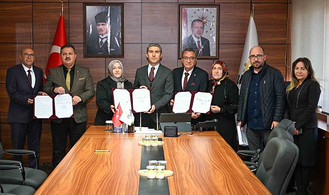 Vali Aktaş hayırseverlerle bir araya geldi