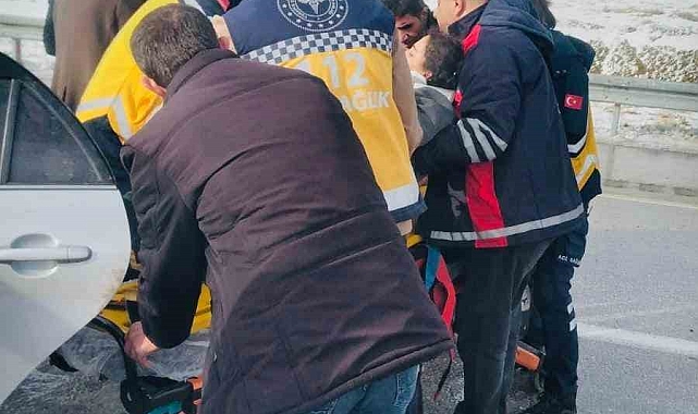 Van'ın Edremit ilçesinde trafik kazası: 5 yaralı