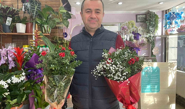 Yılbaşı kokinaları raflarda yerini aldı