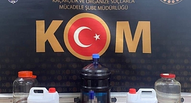 Yılbaşı öncesinde damacana dolusu sahte alkol yakalandı