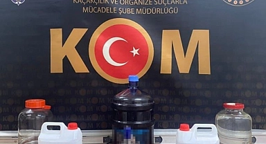 Yılbaşı öncesinde damacana dolusu sahte alkol yakalandı