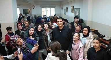 Yılmaz, Çıksorut’ta halkla bir araya geldi