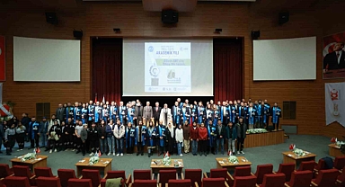 YÖK Üyesi Prof. Dr. Karaboğa, KAYÜ’de dönem dersi verdi