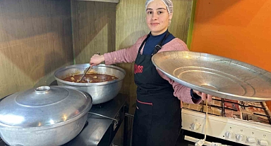 Yüksekova’da kadın eliyle yapılan yöresel yemekler ilgi görüyor