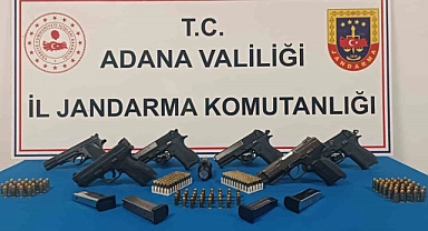 2 araçta 6 ruhsatsız tabanca ele geçirildi