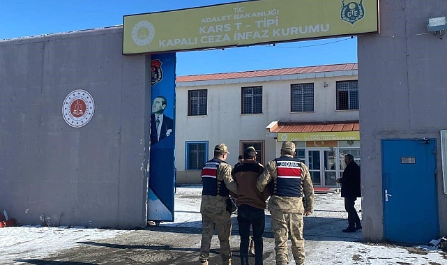 4 yıl hapis cezası bulunan 2 kişi yakalandı