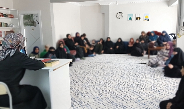 Ağrı'da "Anne ve Çocuk Arasındaki Büyük Sır" konulu seminer gerçekleştirildi