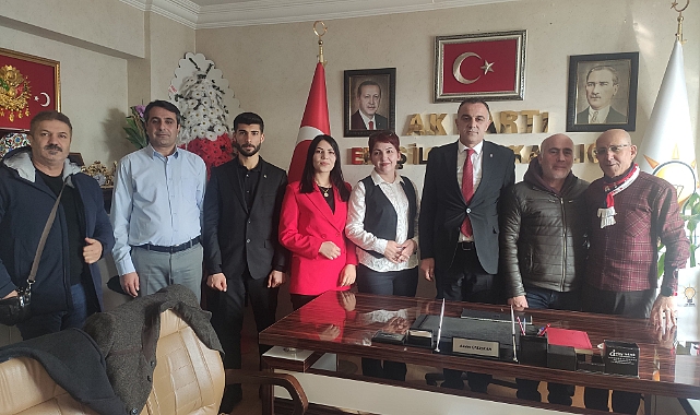Ak Parti Erciş İlçe Teşkilatından 10 Ocak Çalışan Gazeteciler Günü İçin Kahvaltı Programı Düzenlendi