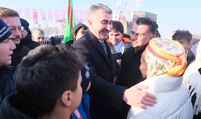 ASH Bakan Yardımcısı Tarıkdaroğlu: "Çocuklarımız dostluk köprüleri kuruyor"