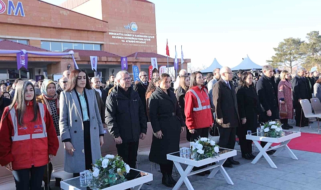 Başkan Ceritoğlu Sengel, Van'da AKOM açılışına katıldı