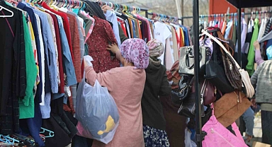 Belediyenin gezici mağazası kırsal mahallede