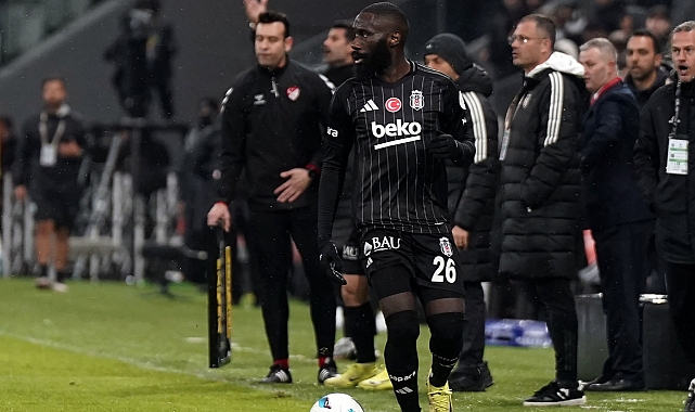 Beşiktaş önce satacak, sonra alacak