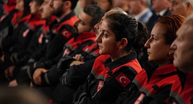 Beylikdüzü Nefes Arama Kurtarma Ekipleri akreditasyon sertikalarını aldı