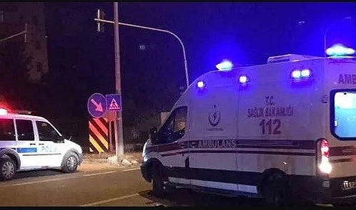 Bilecik’te devrilen motosiklette bulunan 2 kişi yaralandı