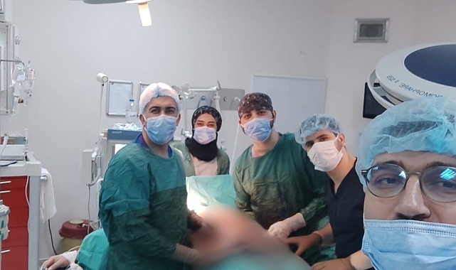 Bingöl'de bir hastaya, 7 saatlik plastik estetik cerrahi operasyon gerçekleştirildi